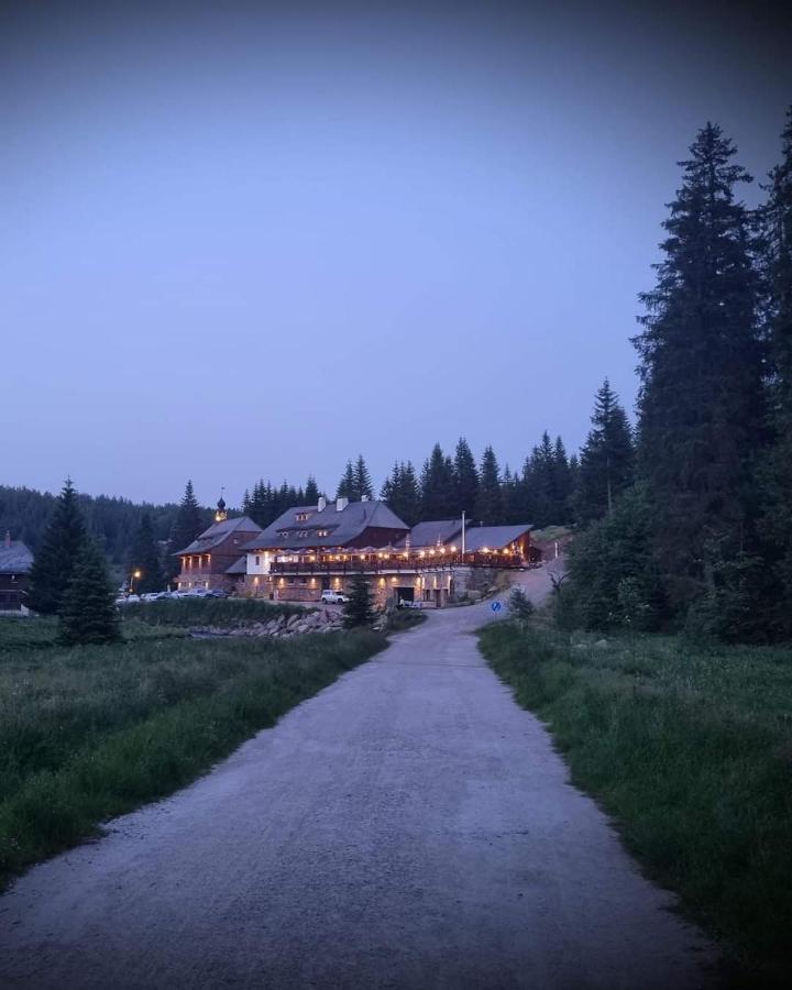 Pivovar Lyer Modrava Kültér fotó